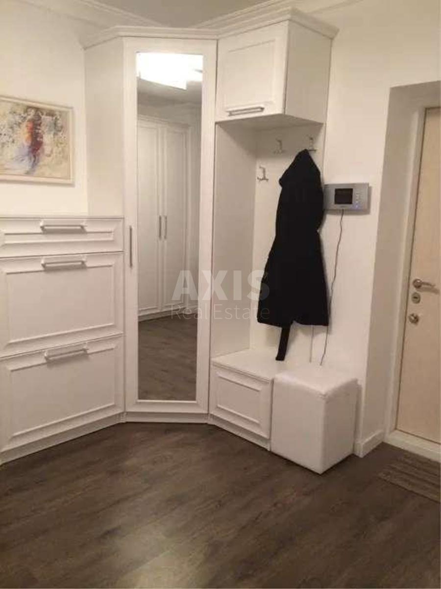 3k apartment pr-t Lobanovs'kogo 48