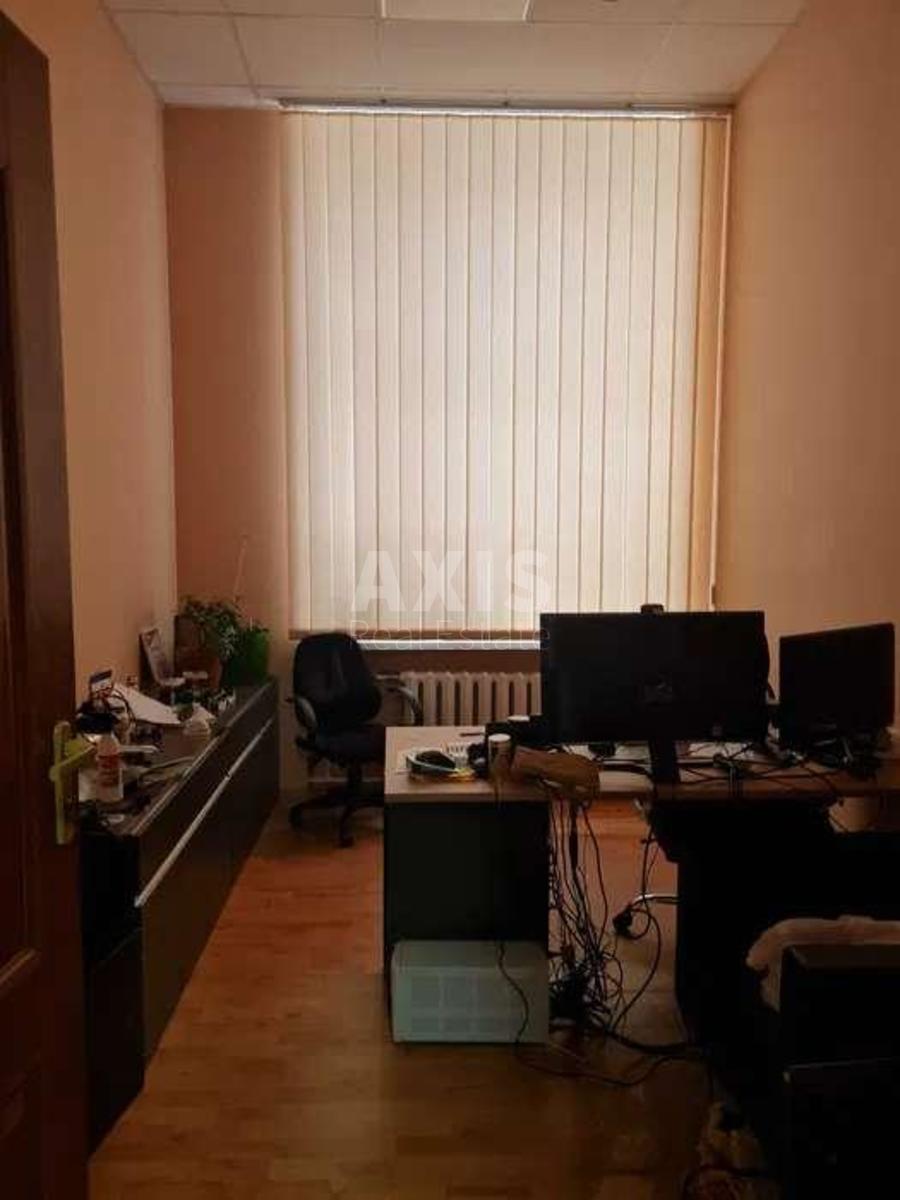 Office vul. Surykova 3А, 309m26