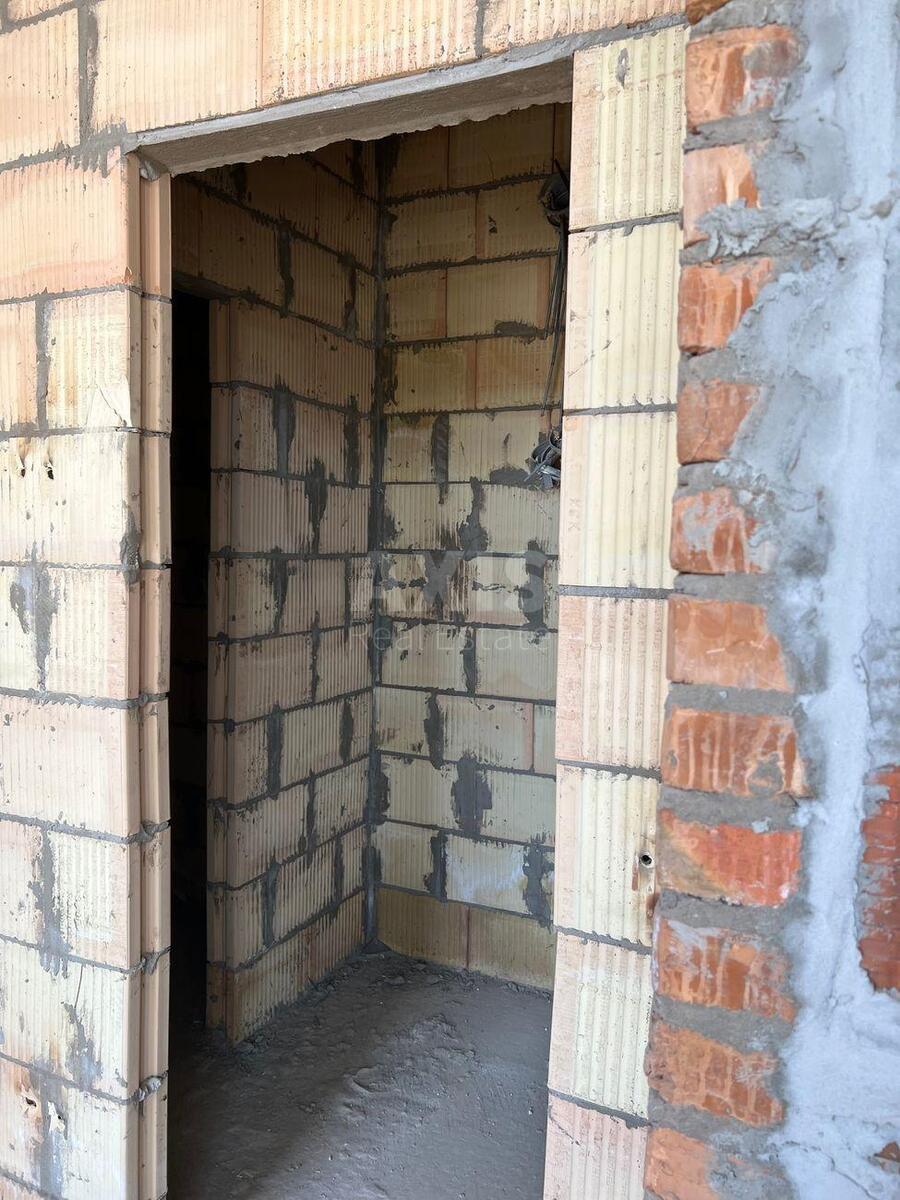 Service object vul. Svyatoslava Khorobroho 11Б, 73m2624777