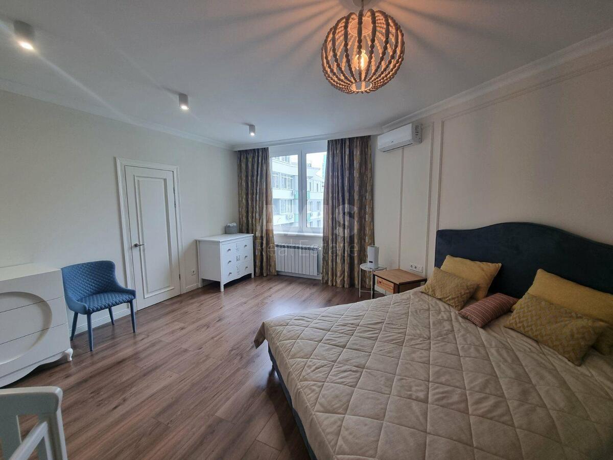 3k apartment vul. Vyshgorods'ka 455804510