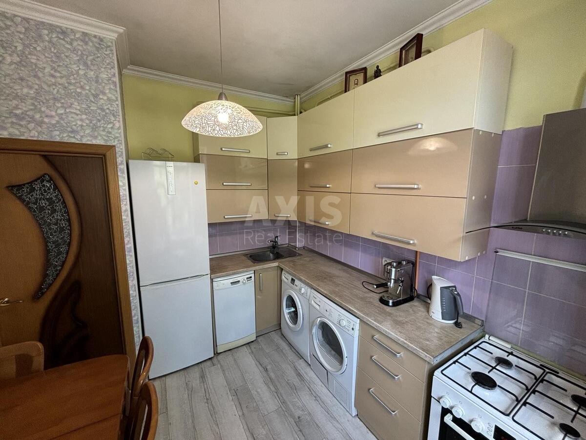 1k apartment vul. Myhajla Maksymovycha 24