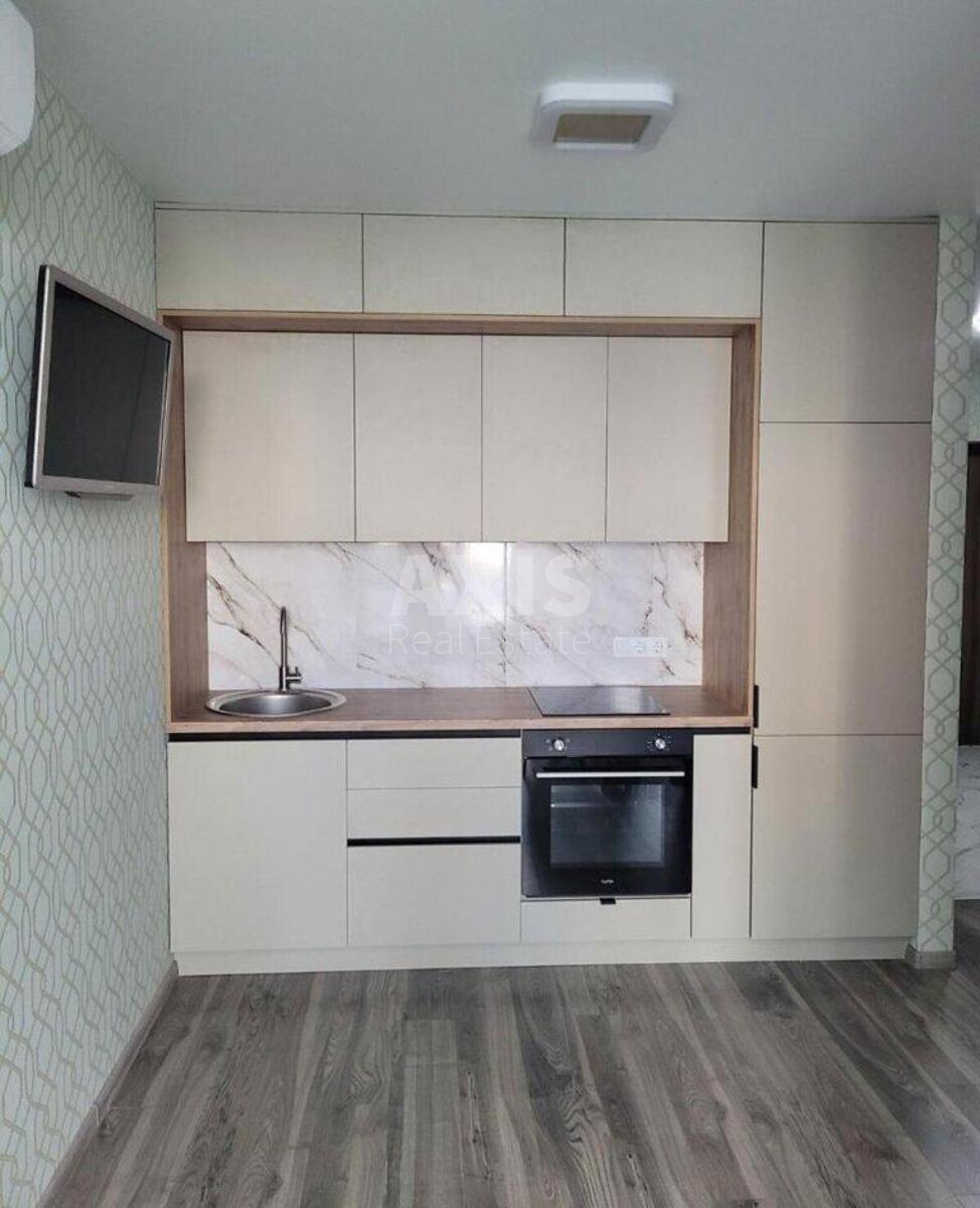 1k apartment vul. Pivnichno-Syrec'ka 2