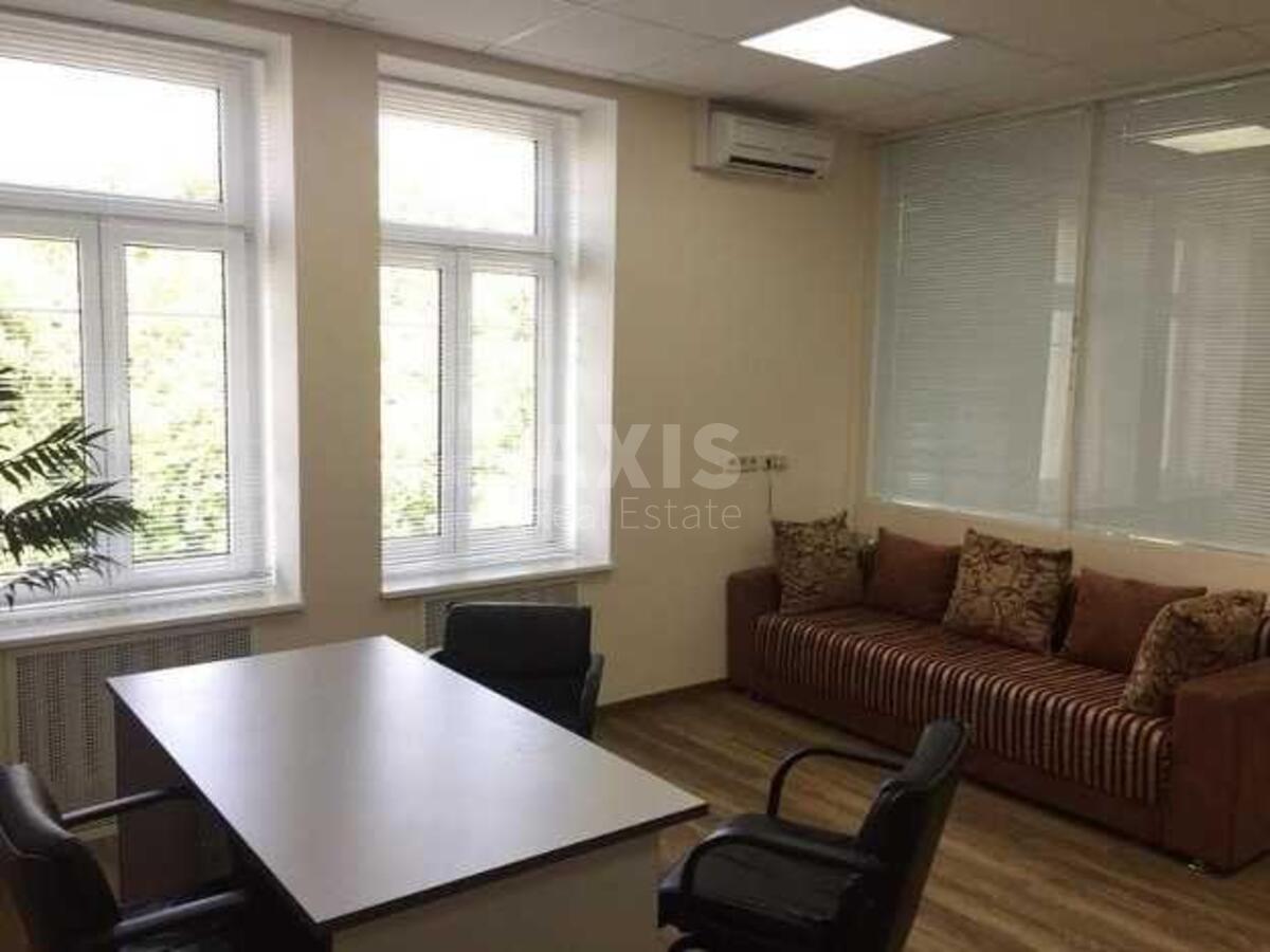 Офис ул. Терещенковская 17Б, 128м21