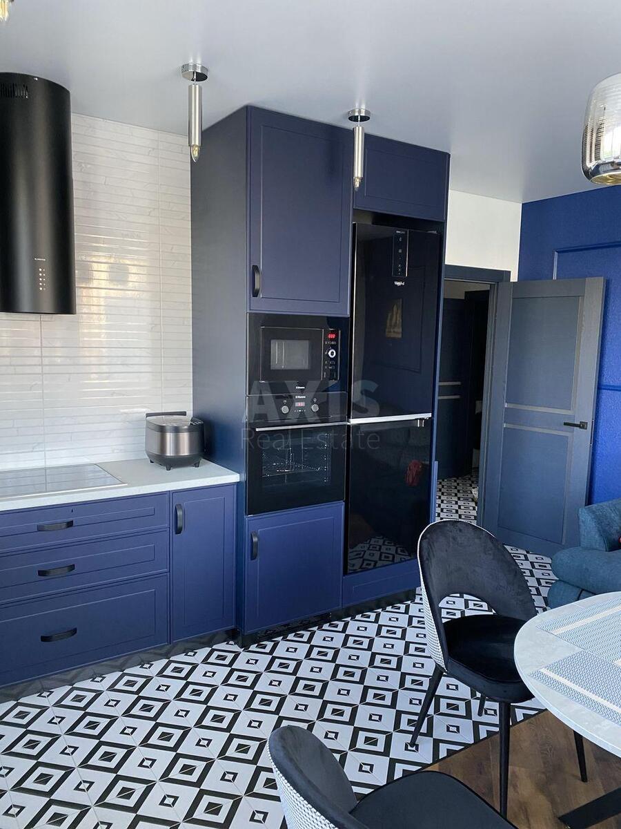 2k apartment vul. Revuc'kogo 402
