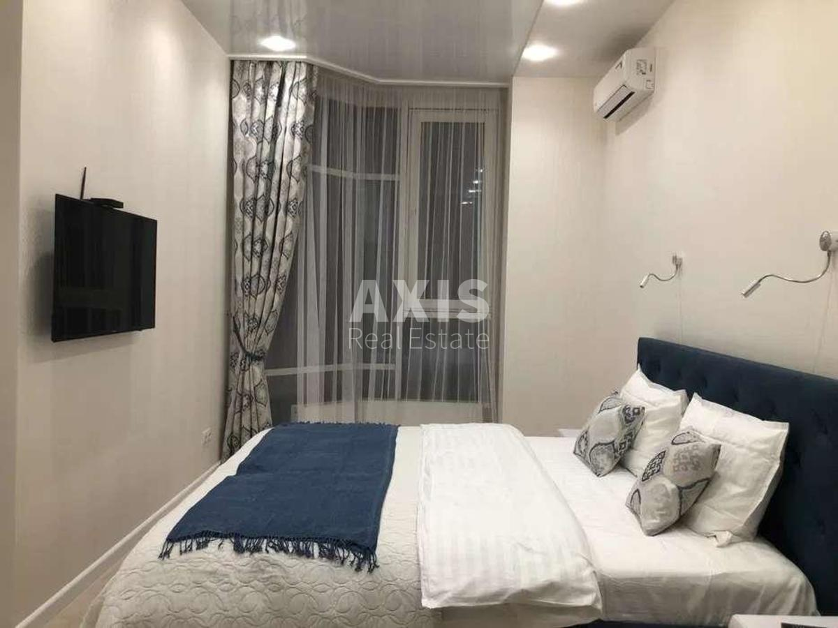 2к квартира ул. Антонова Авиаконструктора 4А282553