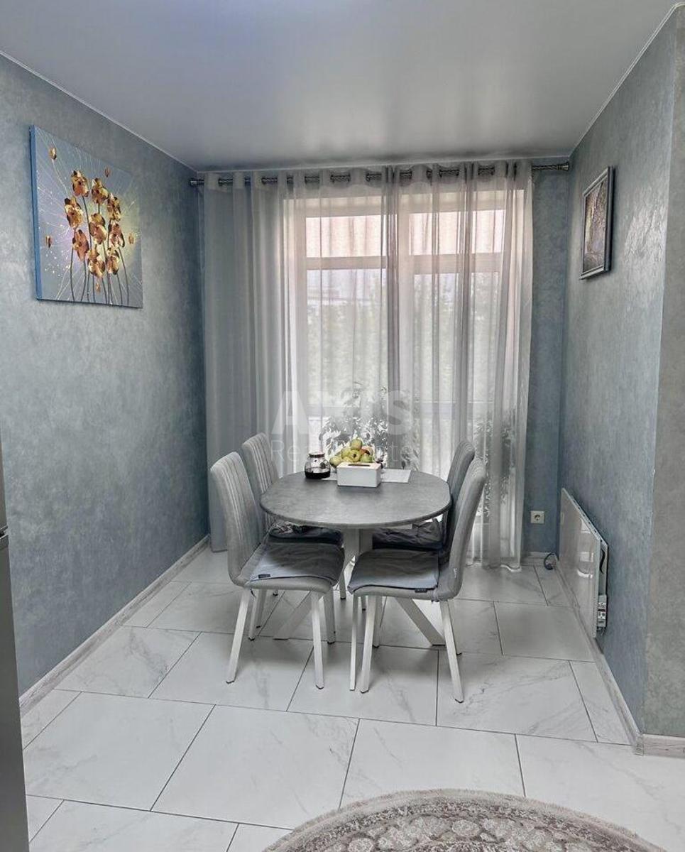 1k apartment vul. Zaliznychna 323