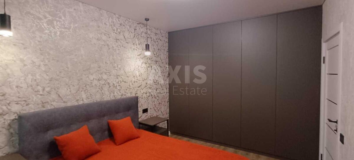 1k apartment vul. Revuc'kogo 404