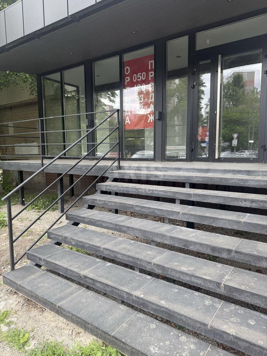 Trade object vul. Smolycha Jurija 6, 52m2