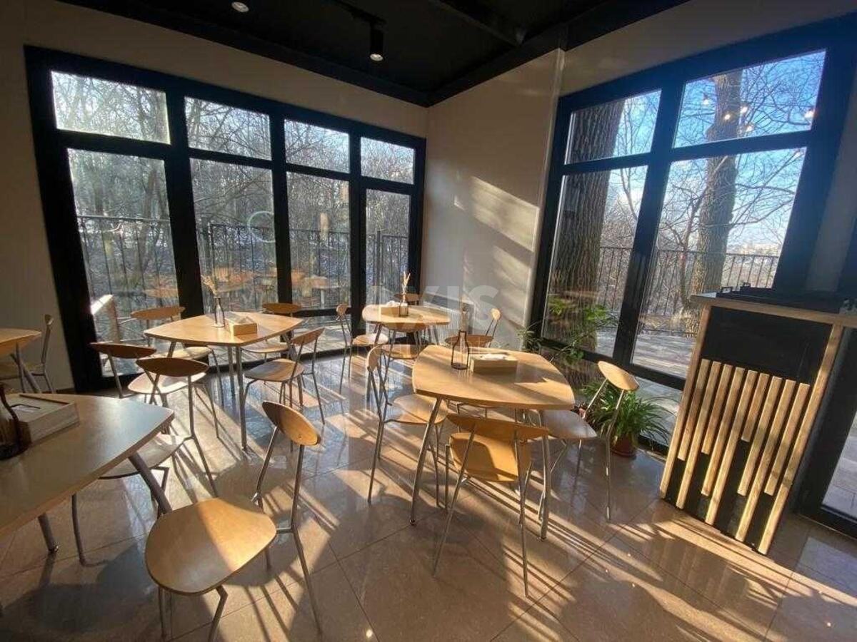 Office vul. Sikors'kogo Igorja Aviakonstruktora 8, 217m2630050