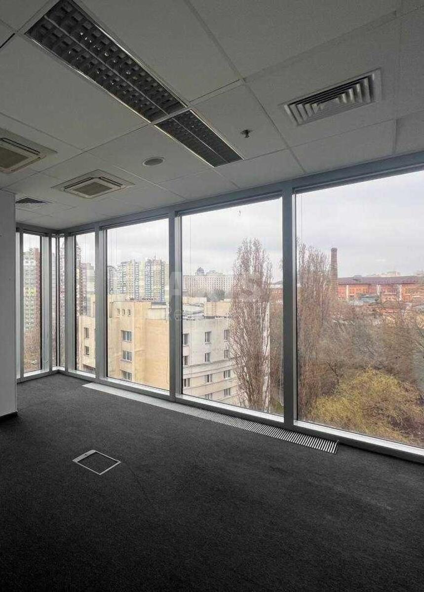 Office vul. Velyka Vasyl'kivs'ka 23, 277m2