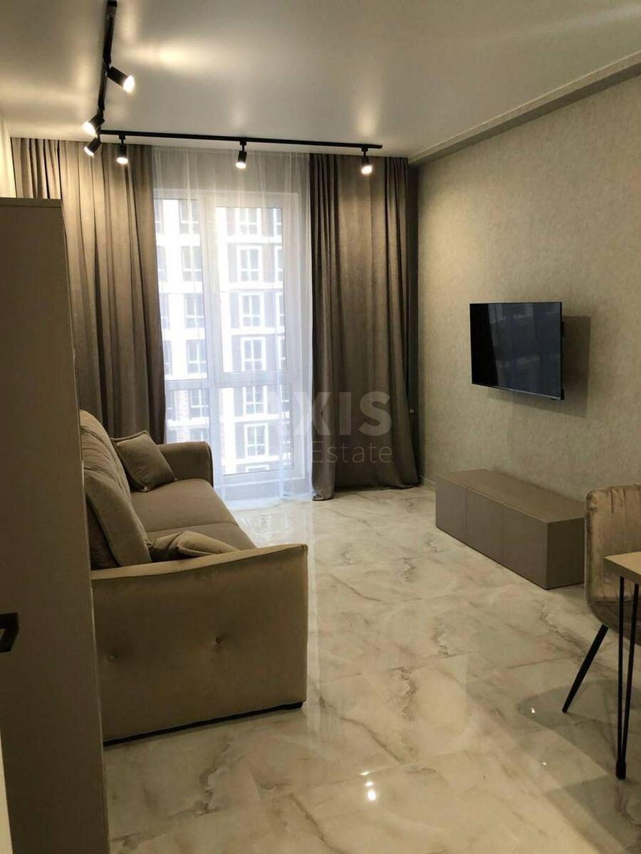 1k apartment vul. Myhajla Maksymovycha 242