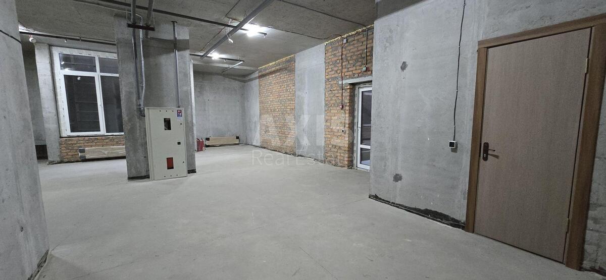 Service object vul. Oleksandra Olesja 10, 81m2596948