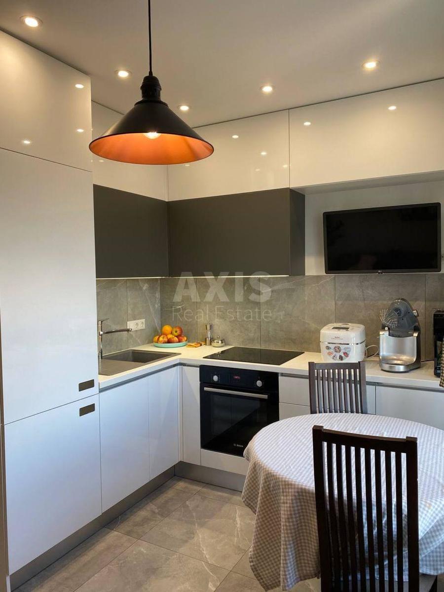 1k apartment vul. Grechka Marshala 10Б0