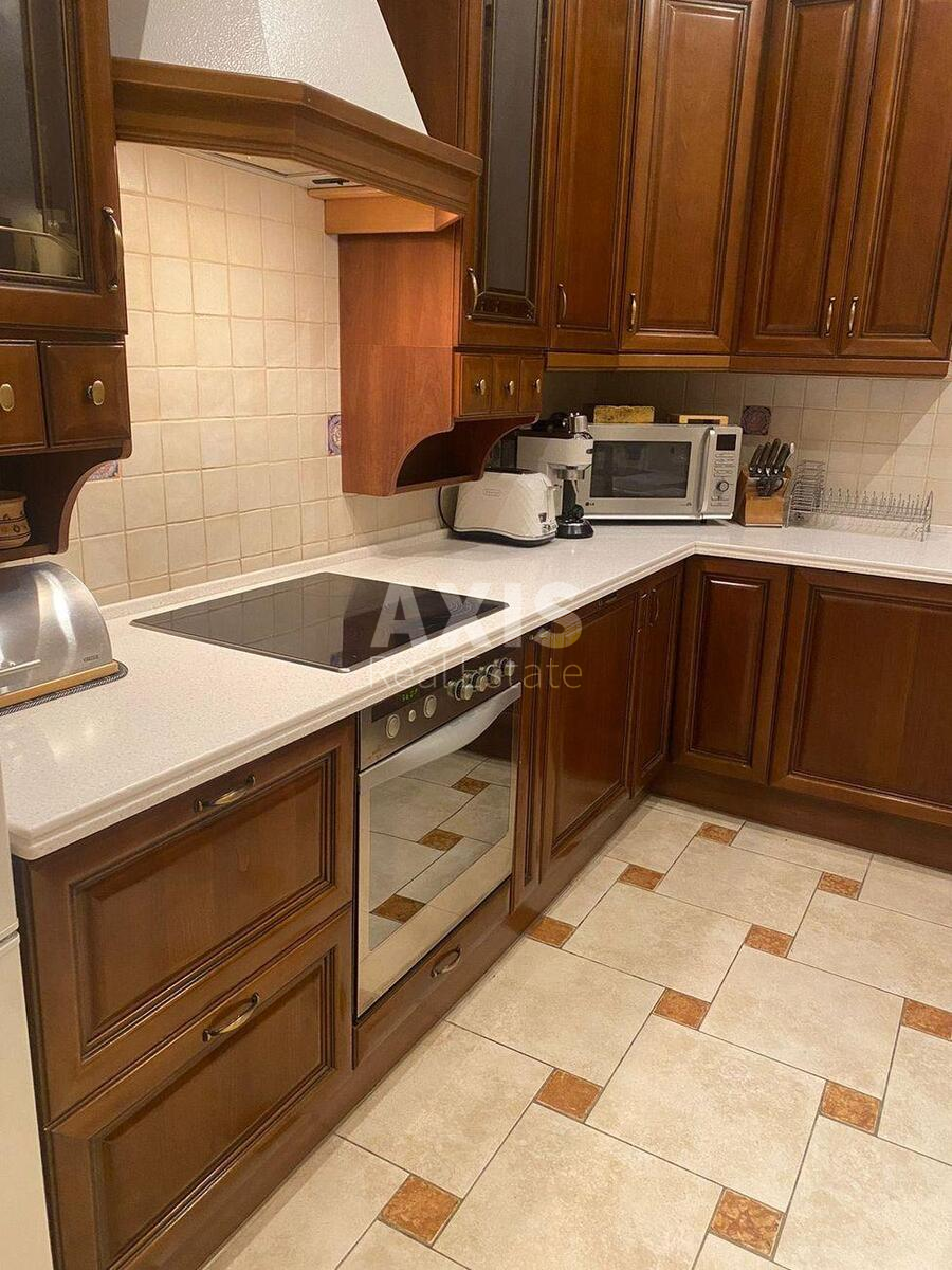 3k apartment vul. Mazepy Ivana 3