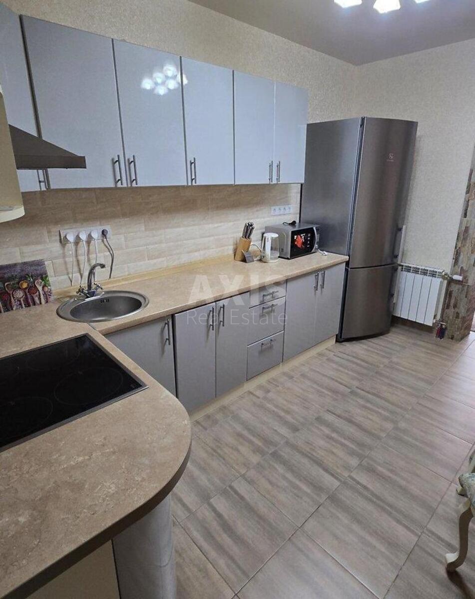 1k apartment vul. Gulaka Mykoly 4