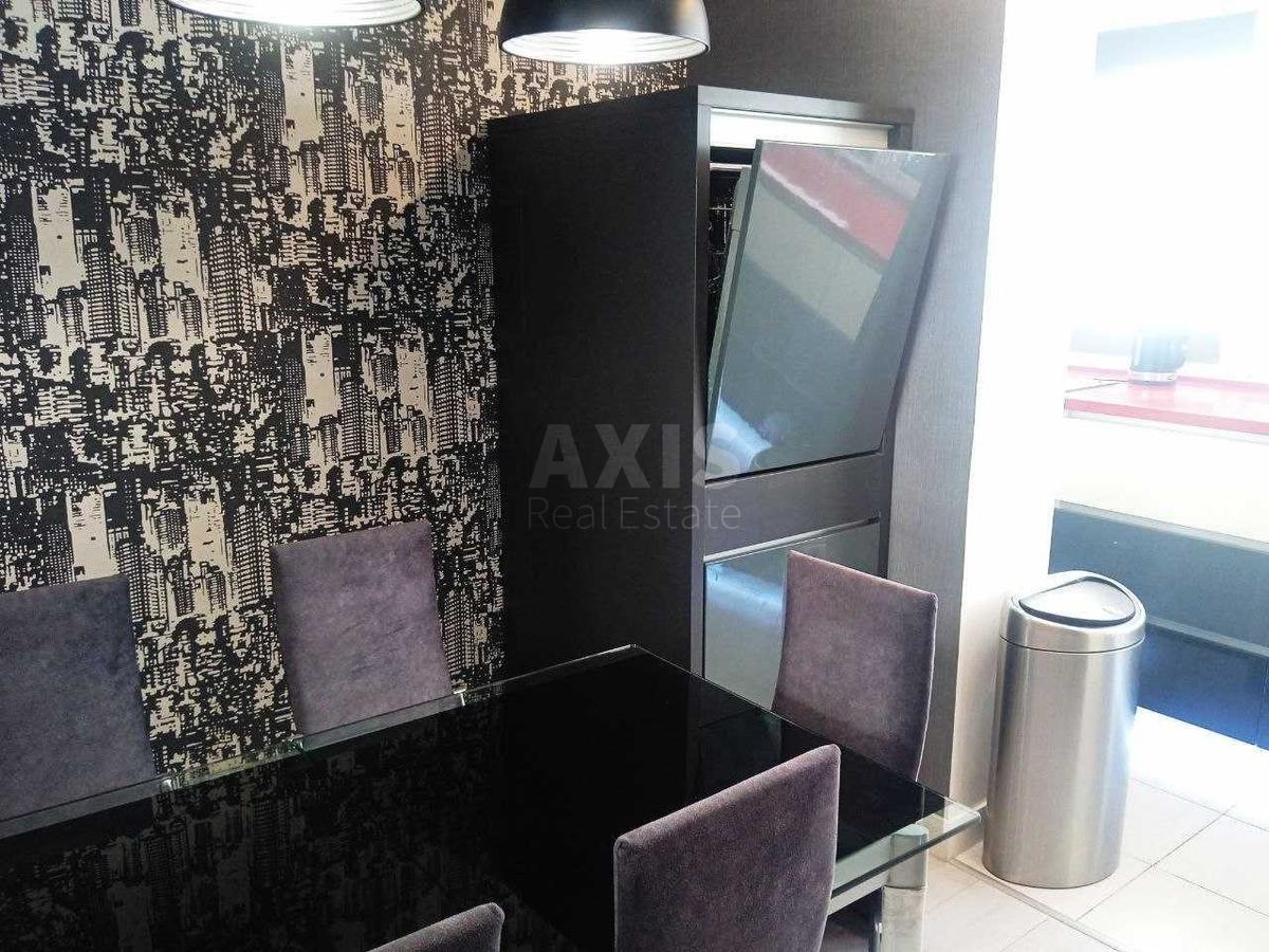 3k apartment vul. Geroi'v Kosmosu 136
