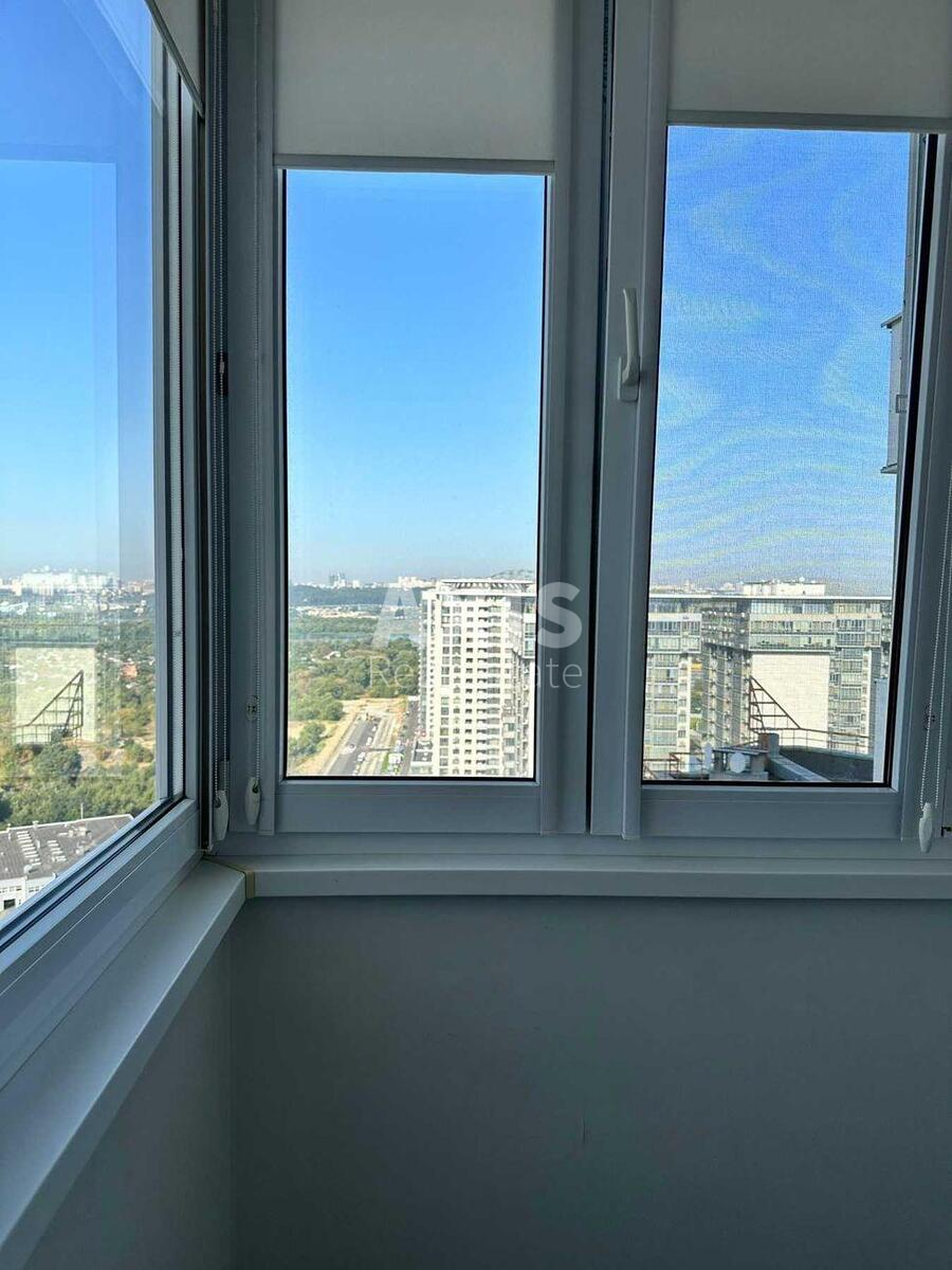 3k apartment vul. Knjazhyj Zaton 2112