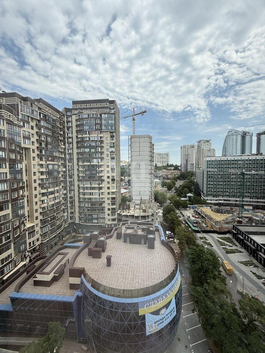 3k apartment vul. Tvers'ka 45721310
