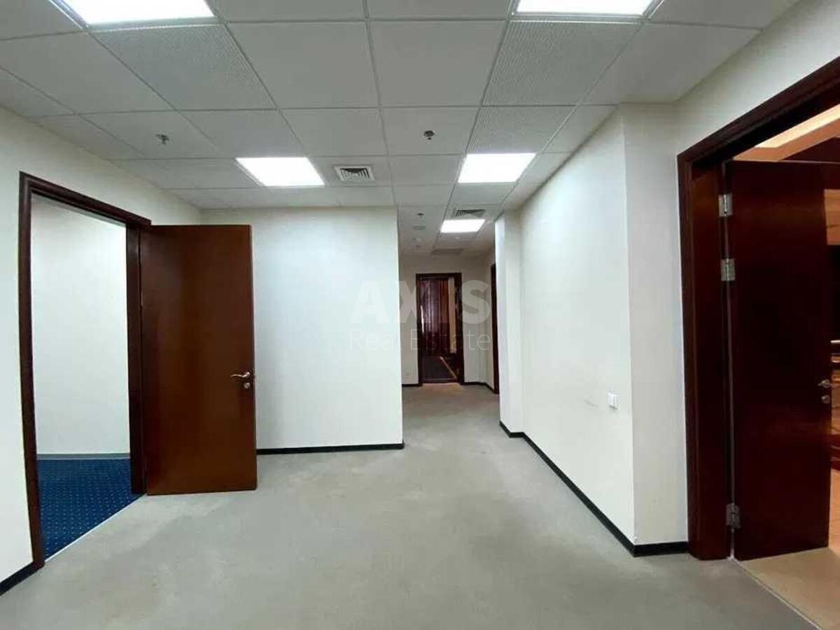 Trade object vul. Nemyrovycha-Danchenka 16, 2500m2572338