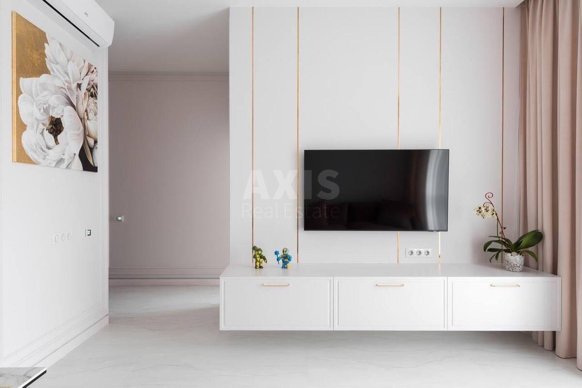 2k apartment prov. Novopechers'kyj 52