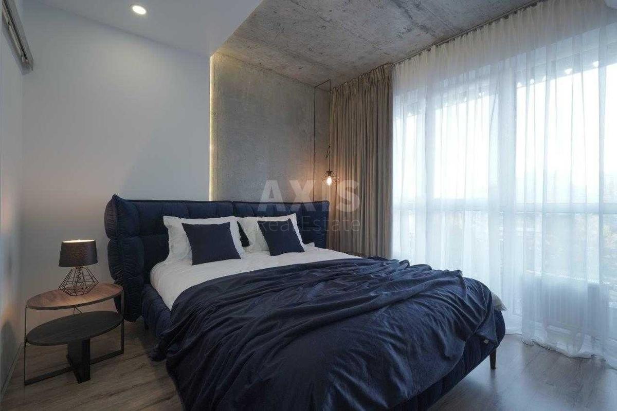 1k apartment vul. Lypkivs'kogo Vasylja Mytropolyta 16Г0