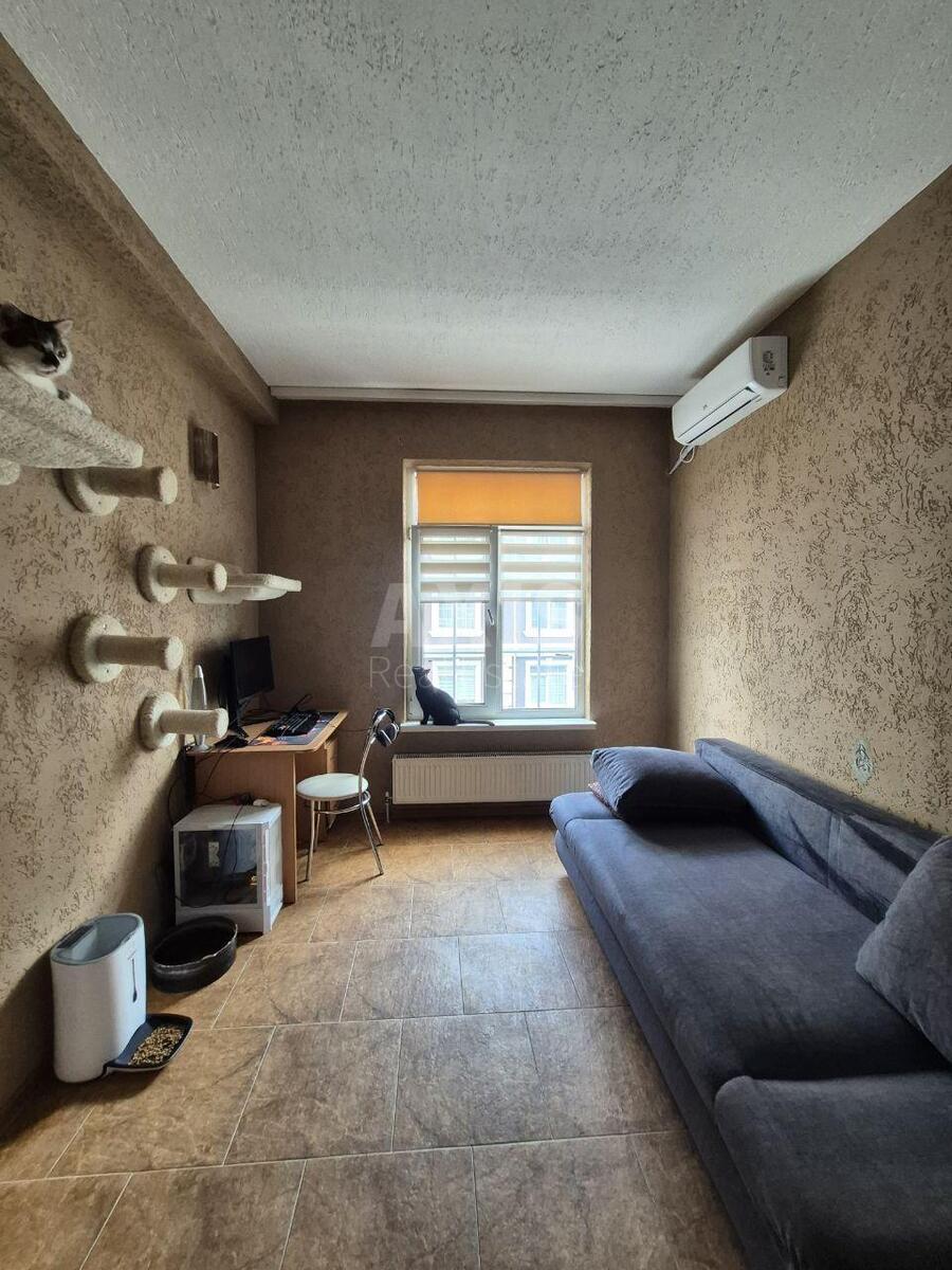 1k apartment vul. Lucenka Dmytra 12А579874