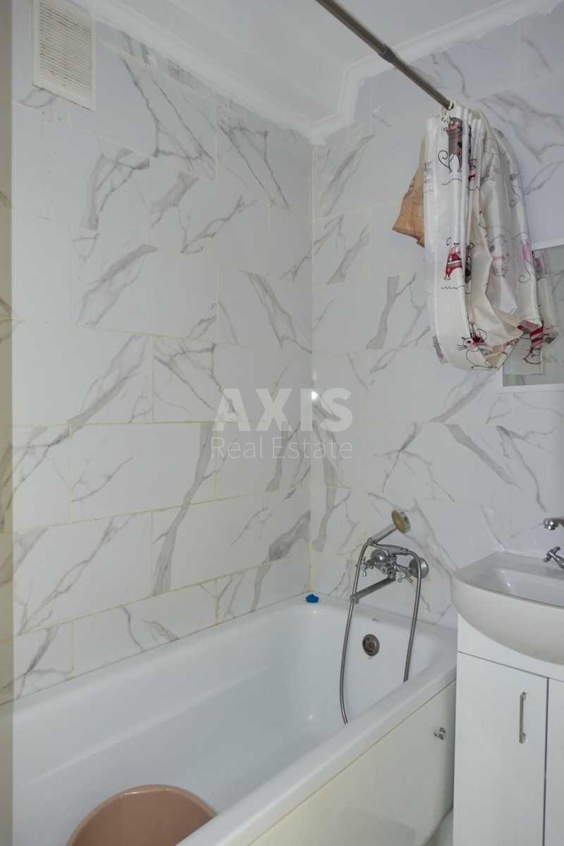 2k apartment vul. Dobrohotova Akademika 107