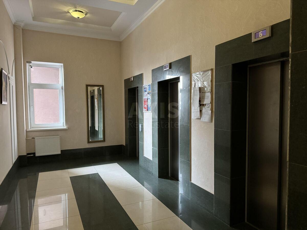 4k apartment vul. Mykil's'ko-Slobids'ka 1А6