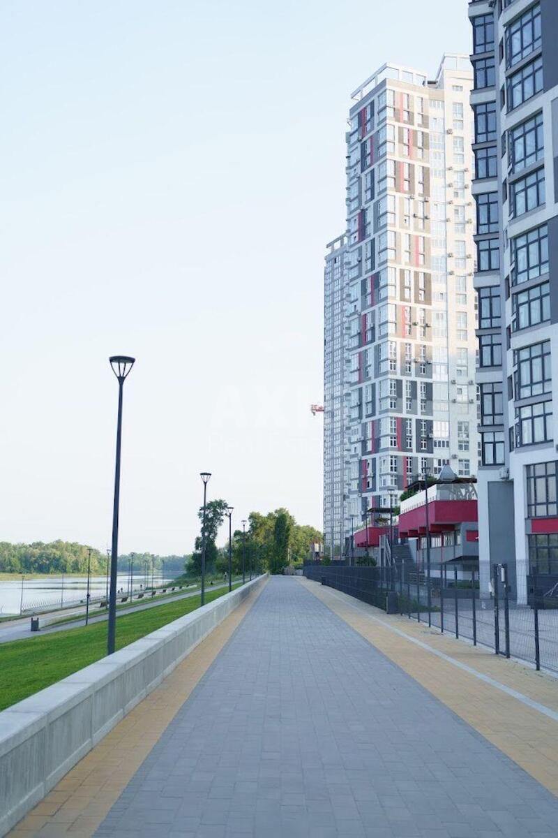 3k apartment vul. Mykil's'ko-Slobids'ka 87