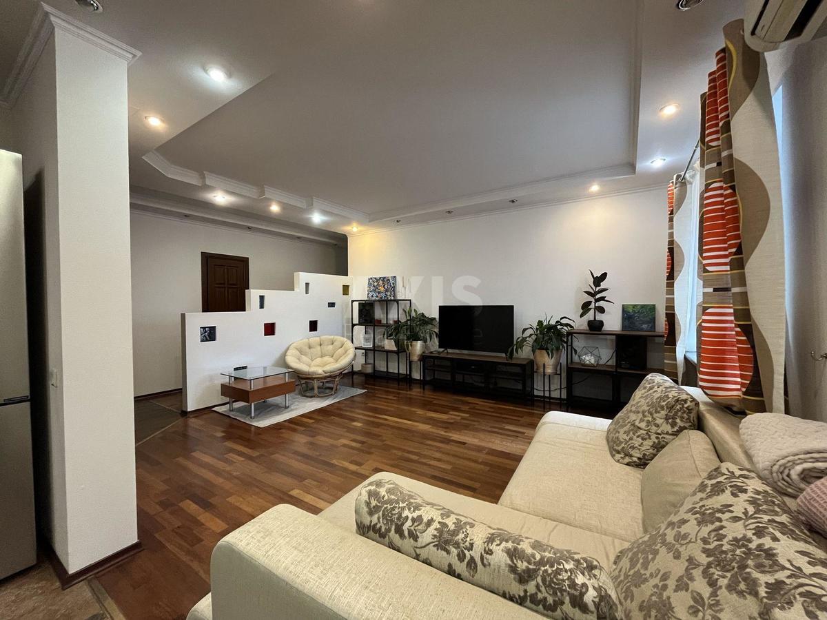 3k apartment vul. Dragomanova 31Б4