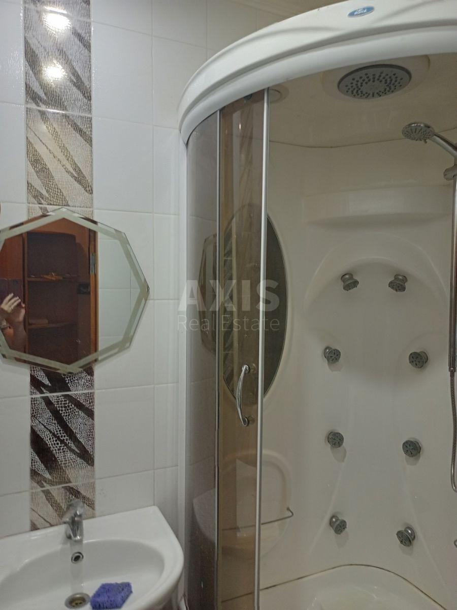 2k apartment uzv. Pechers'kyj 810