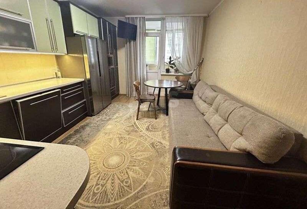 1k apartment pr-t Lobanovs'kogo 150А0