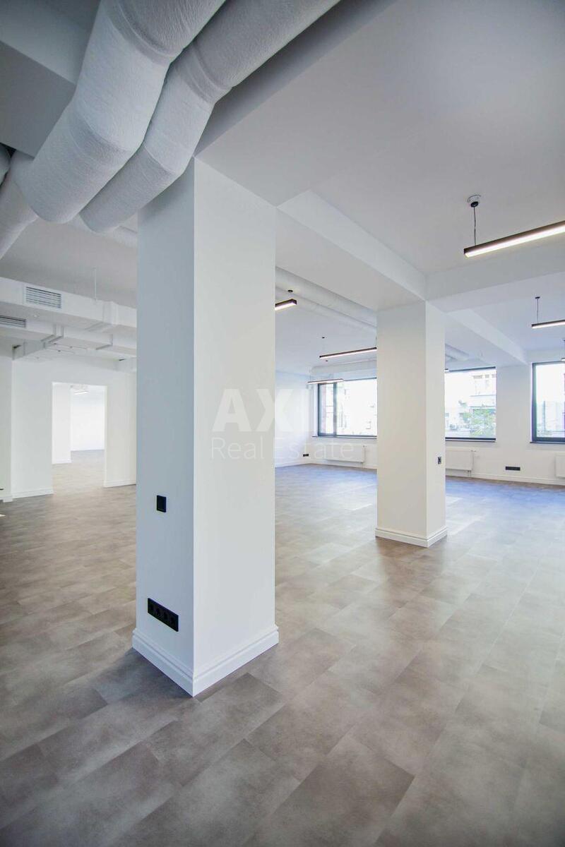Office vul. Saksagans'kogo 53/80, 227m2590696