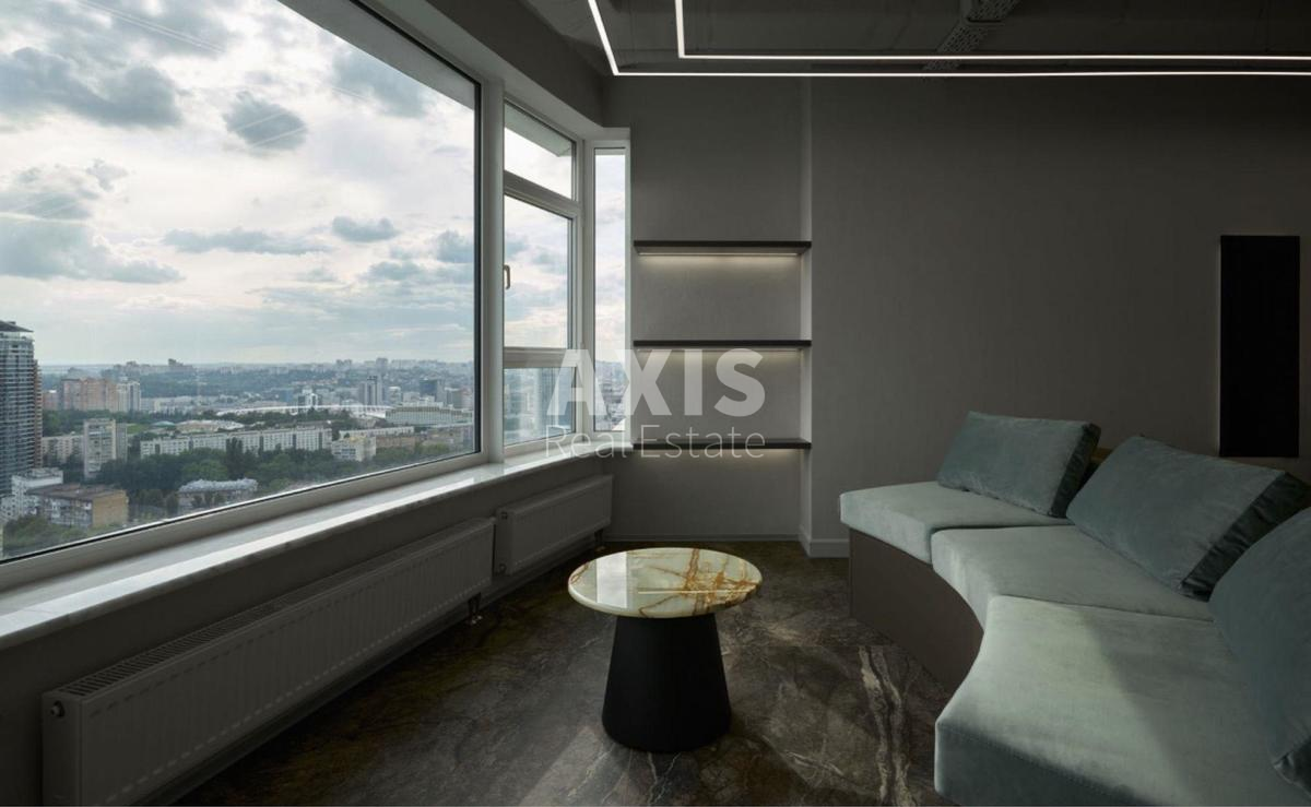 Office uzv. Klovs'kyj 7, 165m22