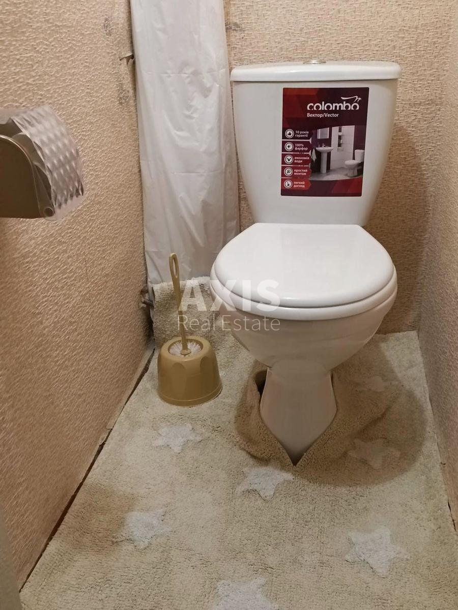 2k apartment vul. Parkovo-Syrec'ka 122