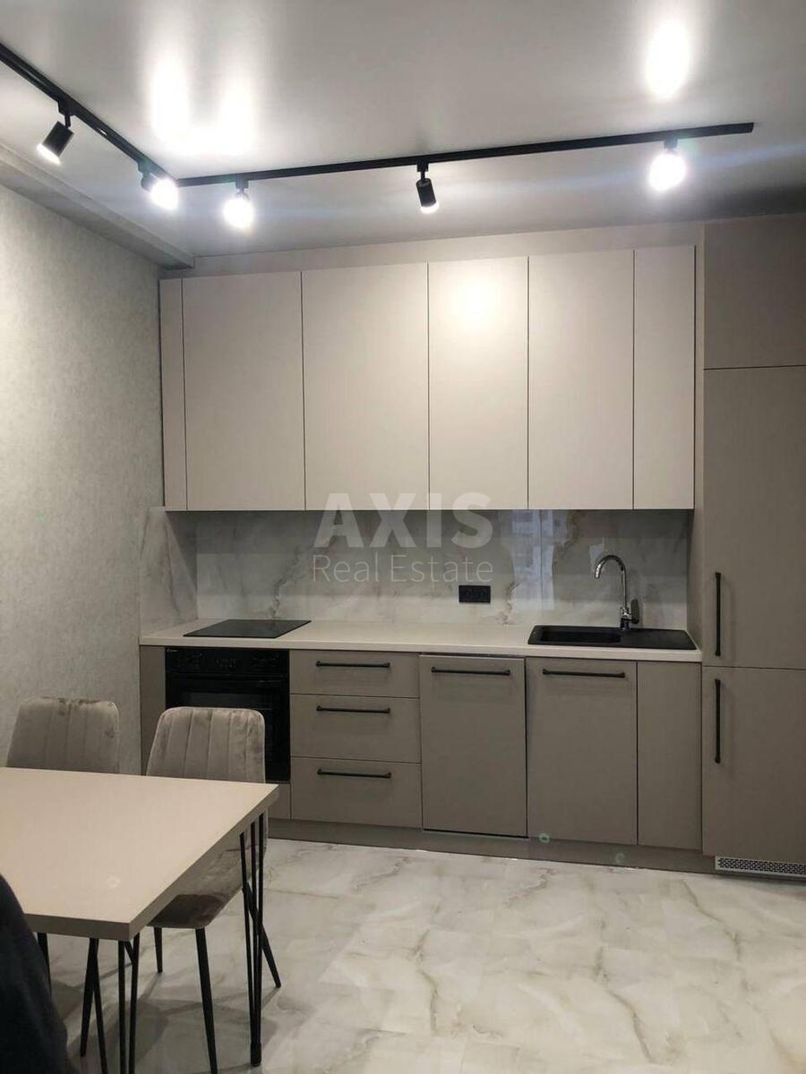 1k apartment vul. Myhajla Maksymovycha 24
