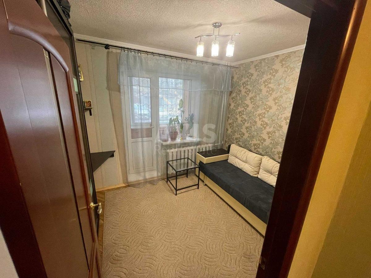 3k apartment vul. Saperne Pole 26А4