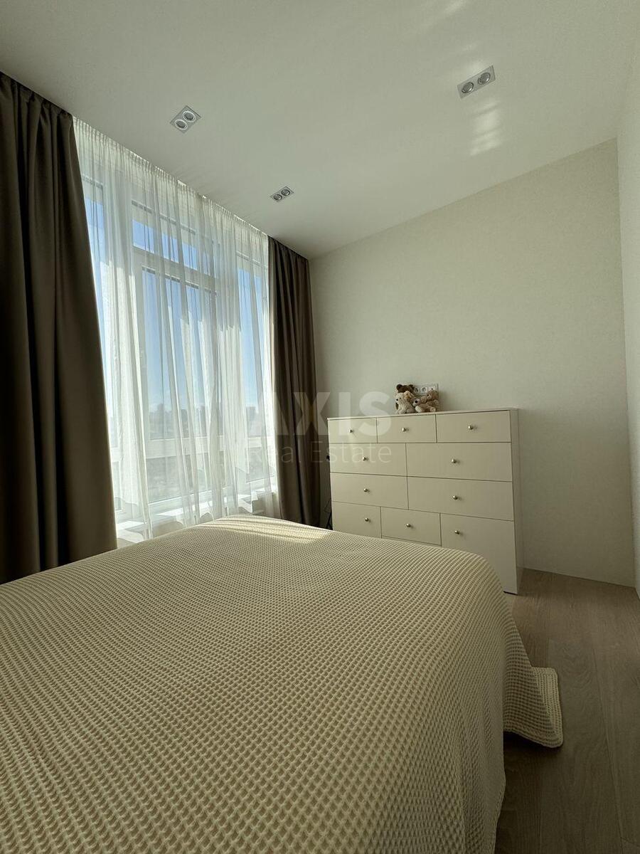 2k apartment vul. Zhyljans'ka 68638182
