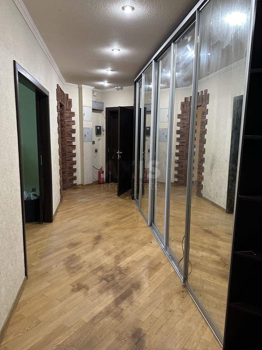3k apartment vul. Vyshgorods'ka 456
