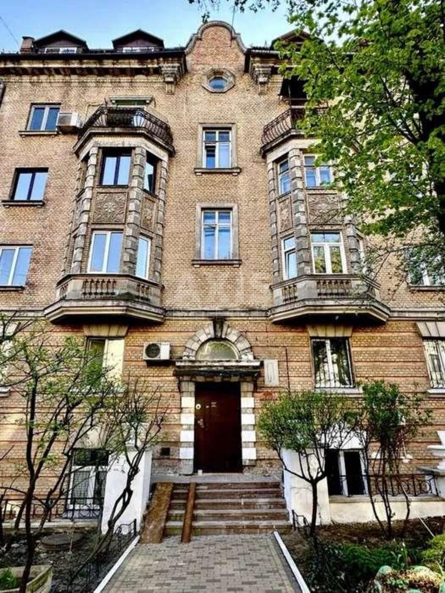 1k apartment vul. Antonovycha 24Б