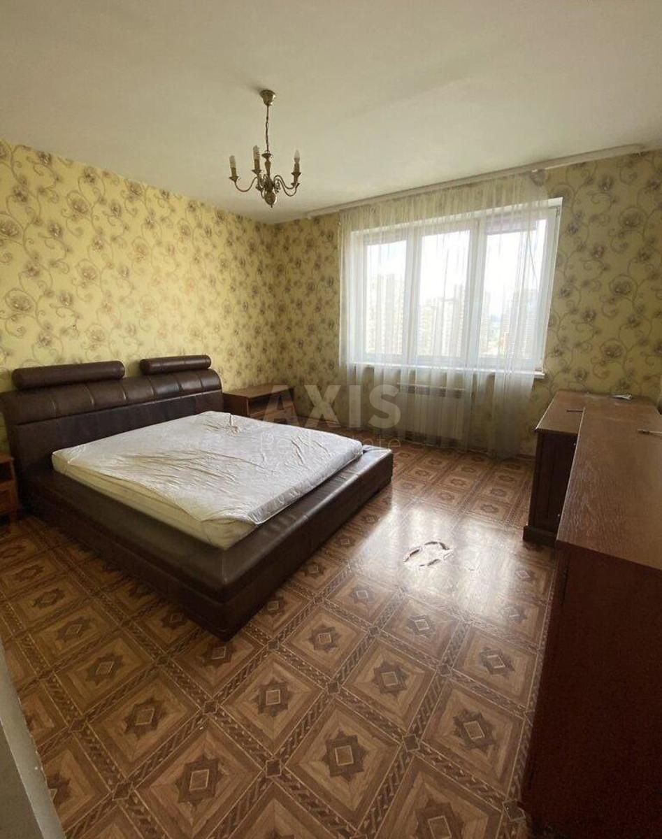 3k apartment vul. Urlivs'ka 11/441
