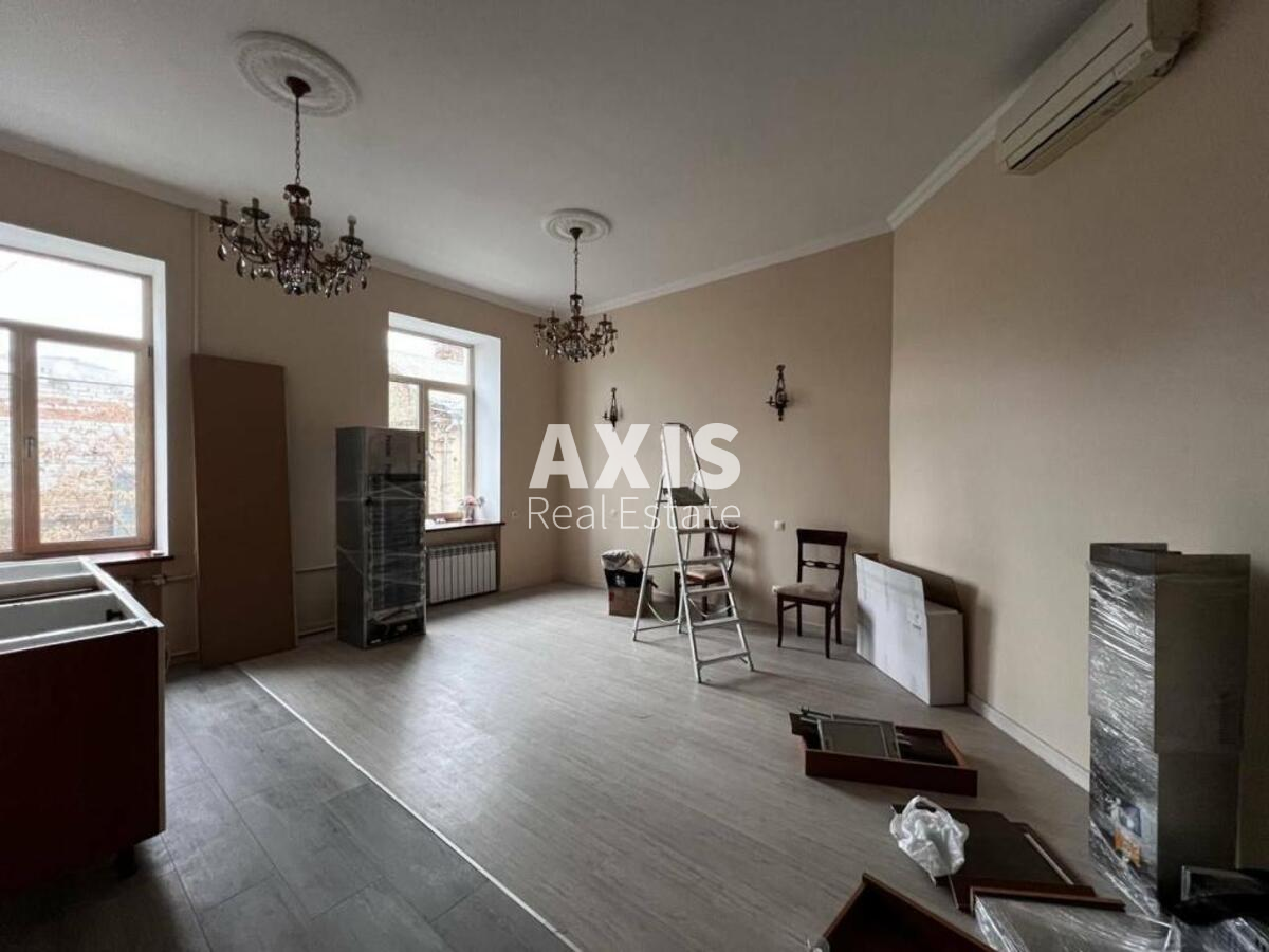 2k apartment vul. Petljury Symona 225