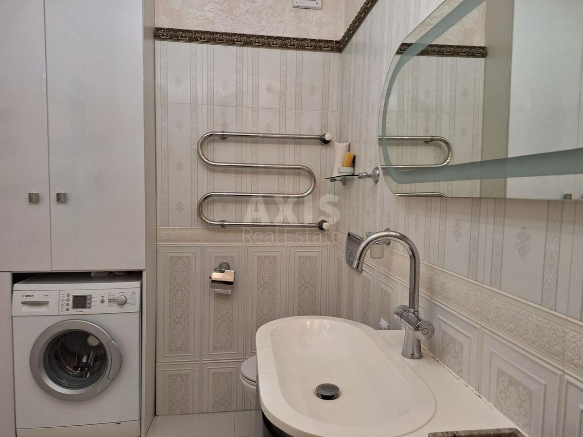 3k apartment vul. Lypkivs'kogo Vasylja Mytropolyta 18В11