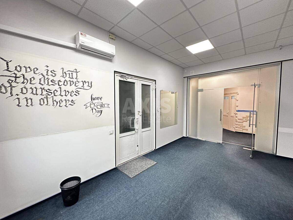 Office prov. Behterevs'kyj 14Е, 600m26