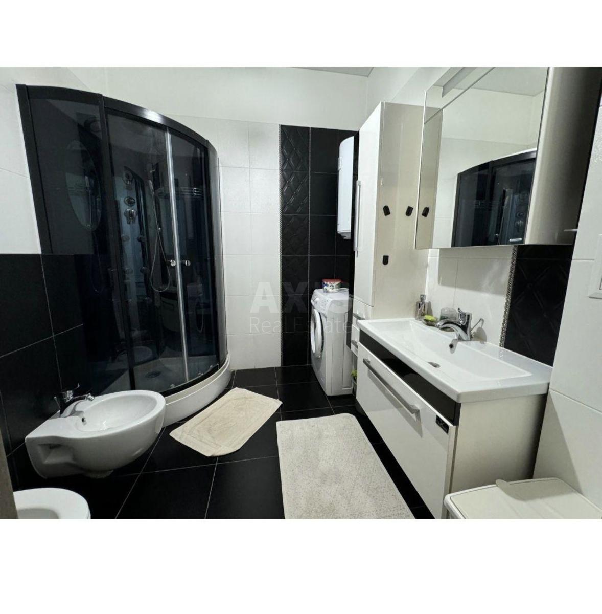 1k apartment nab. Dniprovs'ka 185