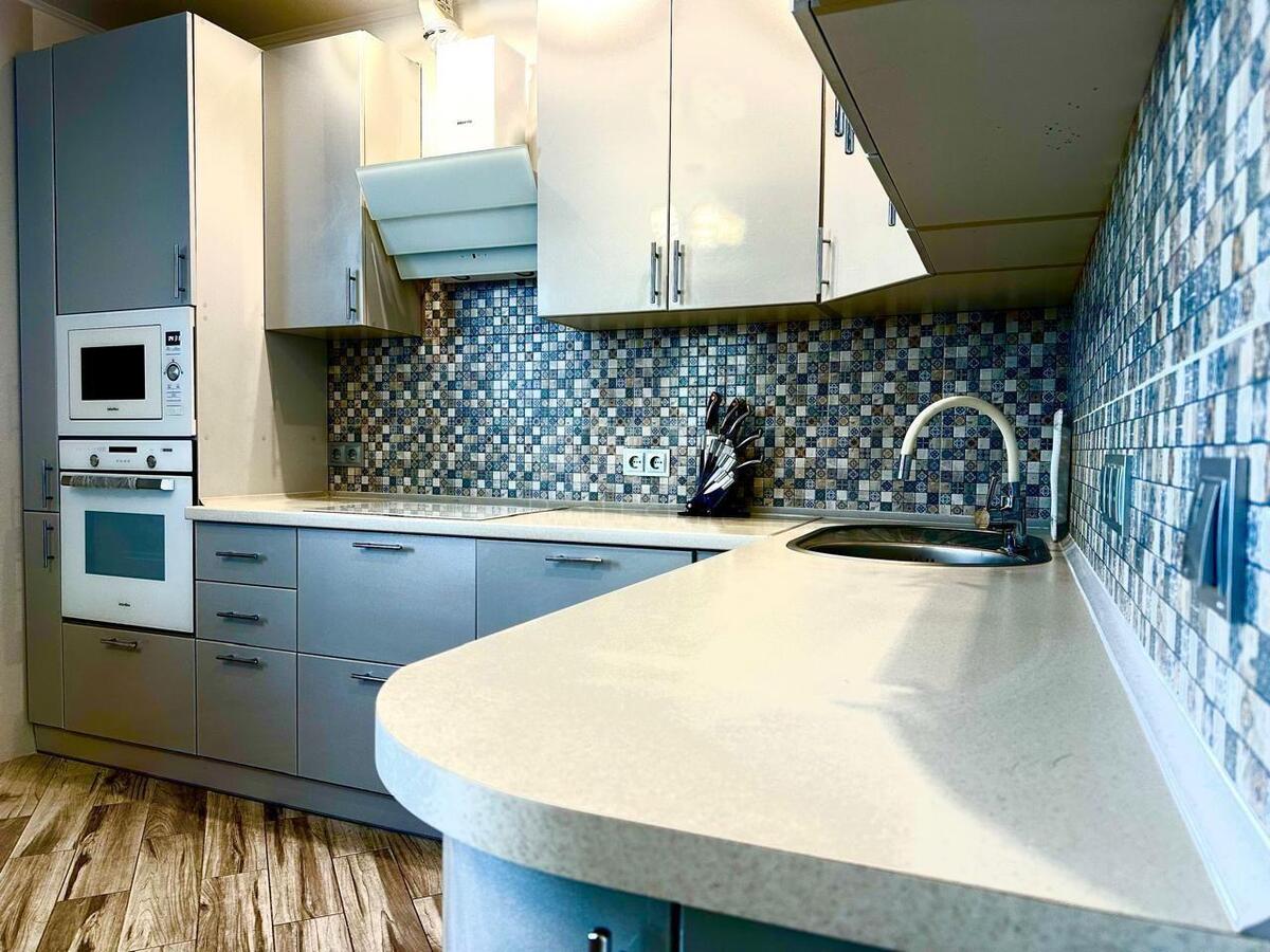 3к квартира ул. Кондратюка Юрия 3611820