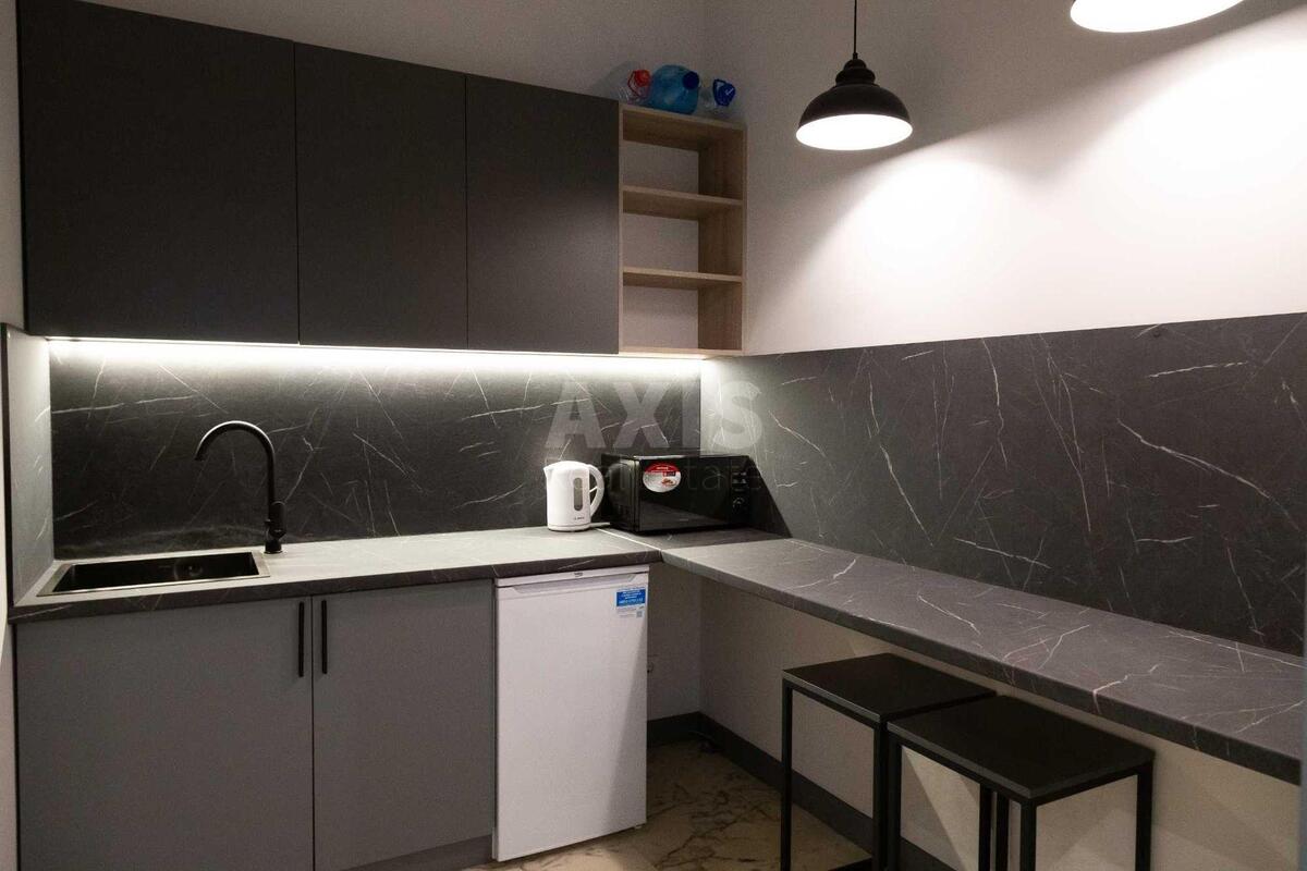 Office vul. Zhyljans'ka 68, 80m2568306