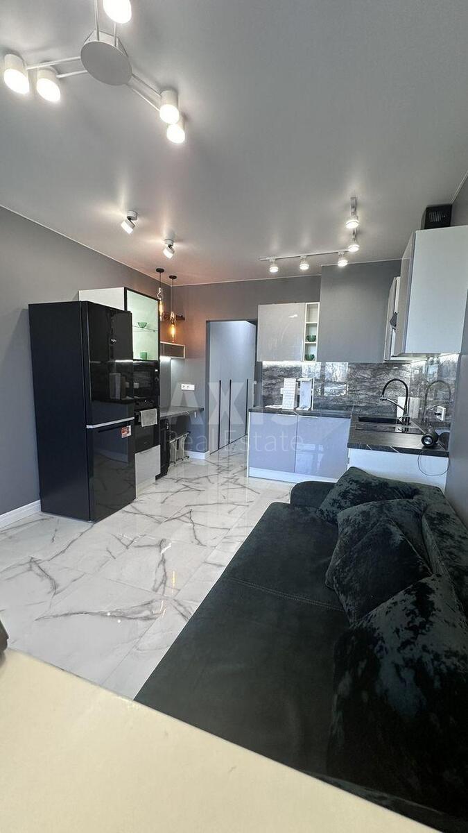 1k apartment nab. Dniprovs'ka 14573011