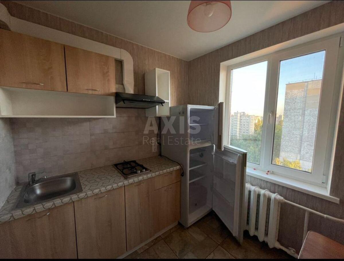 2k apartment vul. Naumova Generala 151