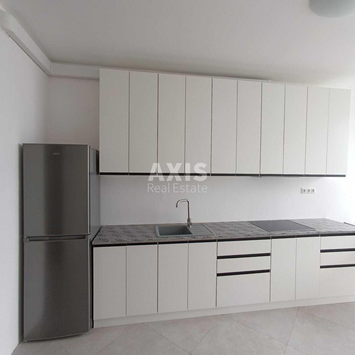 1k apartment vul. Berezhans'ka 15